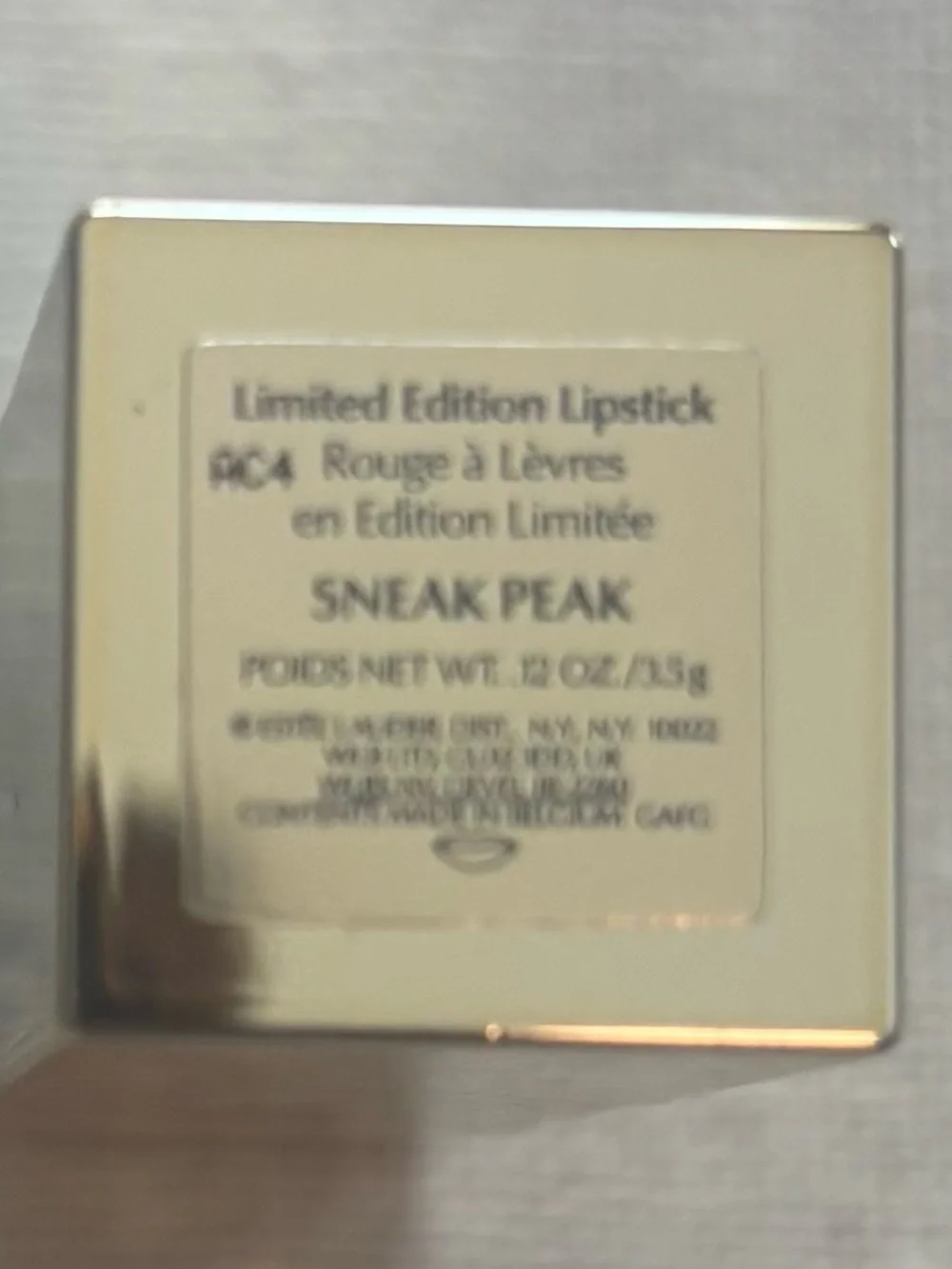 NEW Estée Lauder Limited Edition Holiday Collection Lipstick in Sneak Peak